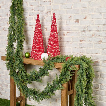 Traditional Pinecone & Fir Tree Garland